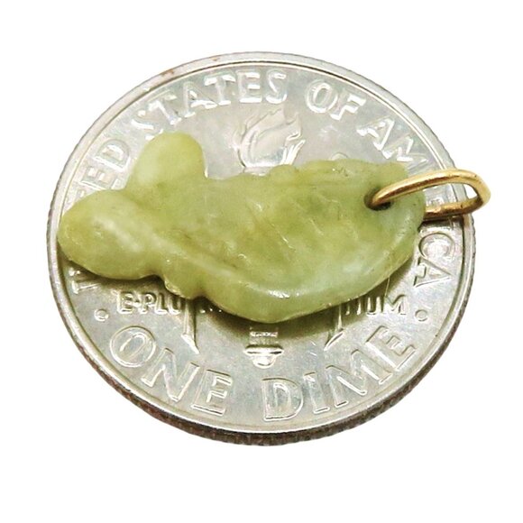 Vintage 18K Yellow Gold Little Jade Fish Good Luck Charm - Picture 4 of 7
